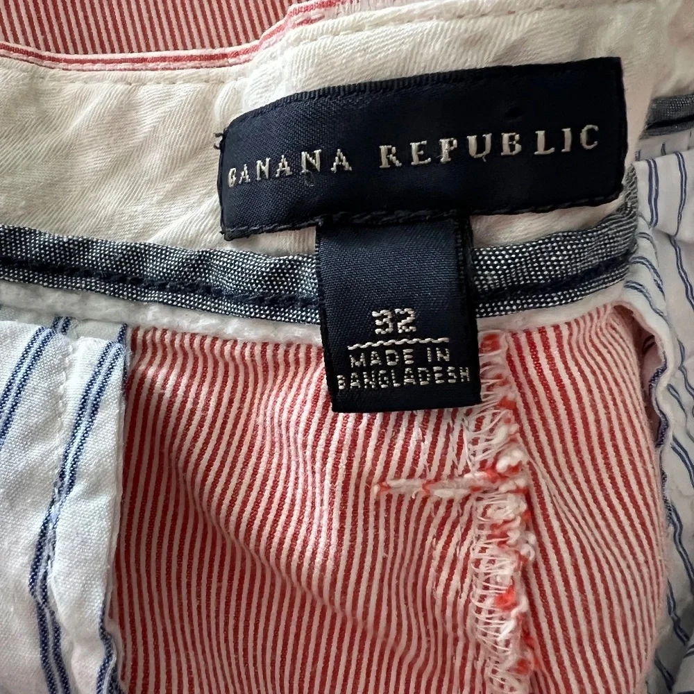 Banana Republic Pink Stripe Shorts Size 32 D43